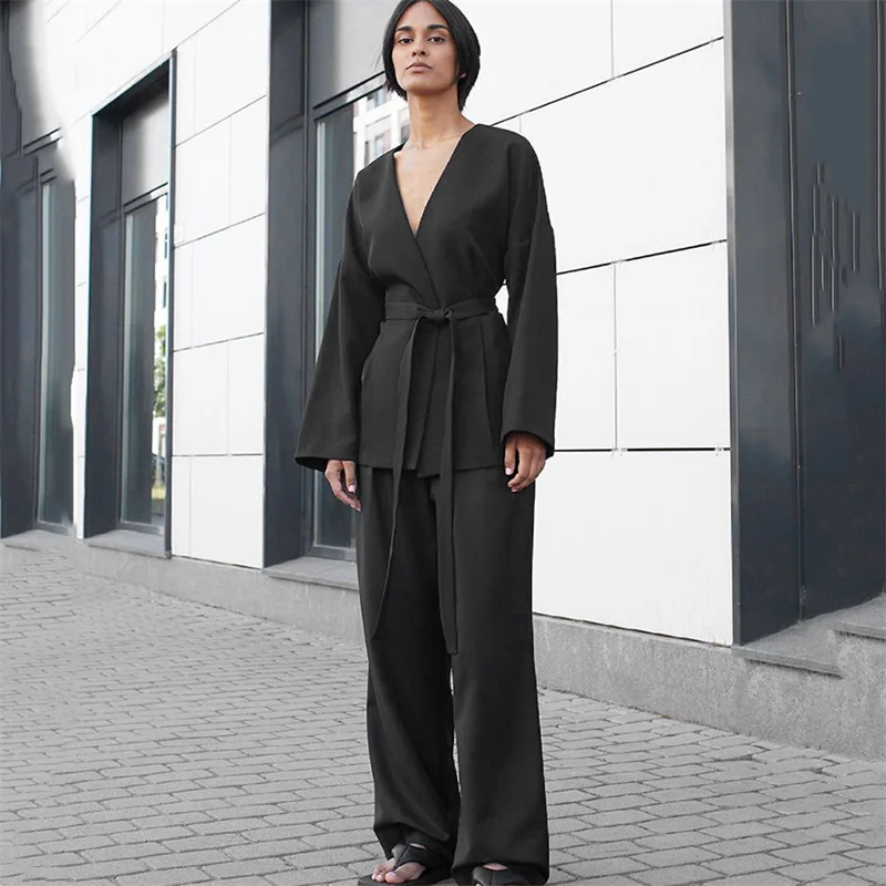 Black V-Neck Sashes Lace Up Casual Trouser Suits Long Sleeve Elastic Waist Wide Leg Pants Women Outfit Autumn Pants Sets
Black V-Neck Sashes Lace Up Casual Trouser Suits Long Sleeve Elastic Waist Wide Leg Pants Women Outfit Autumn Pants Sets