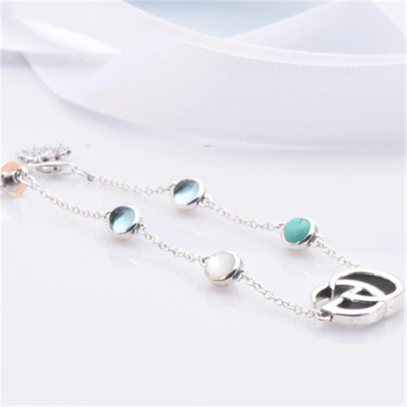 TIF 925 sterling silver bracelet, exquisite workmanship, classic micro-scale fashion gift Original Classic LOGO Jewelry gift
TIF 925 sterling silver bracelet, exquisite workmanship, classic micro-scale fashion gift Original Classic LOGO Jewelry gift