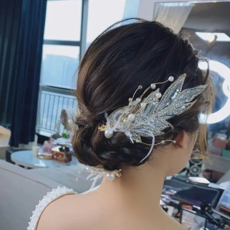 Bridal Headgear, Exquisite Hand-Sewn Cloth, Feather And Leaf Shape Hairpin Side Clip, Wedding Veil Accessories
Bridal Headgear, Exquisite Hand-Sewn Cloth, Feather And Leaf Shape Hairpin Side Clip, Wedding Veil Accessories