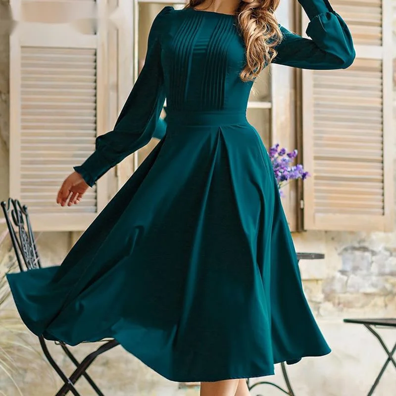 Women Vintage Solid Color Winter Dress Elegant Green Long Sleeve Pleated Midi Vestidos 2021 Autumn Casual Dresses
Women Vintage Solid Color Winter Dress Elegant Green Long Sleeve Pleated Midi Vestidos 2021 Autumn Casual Dresses
