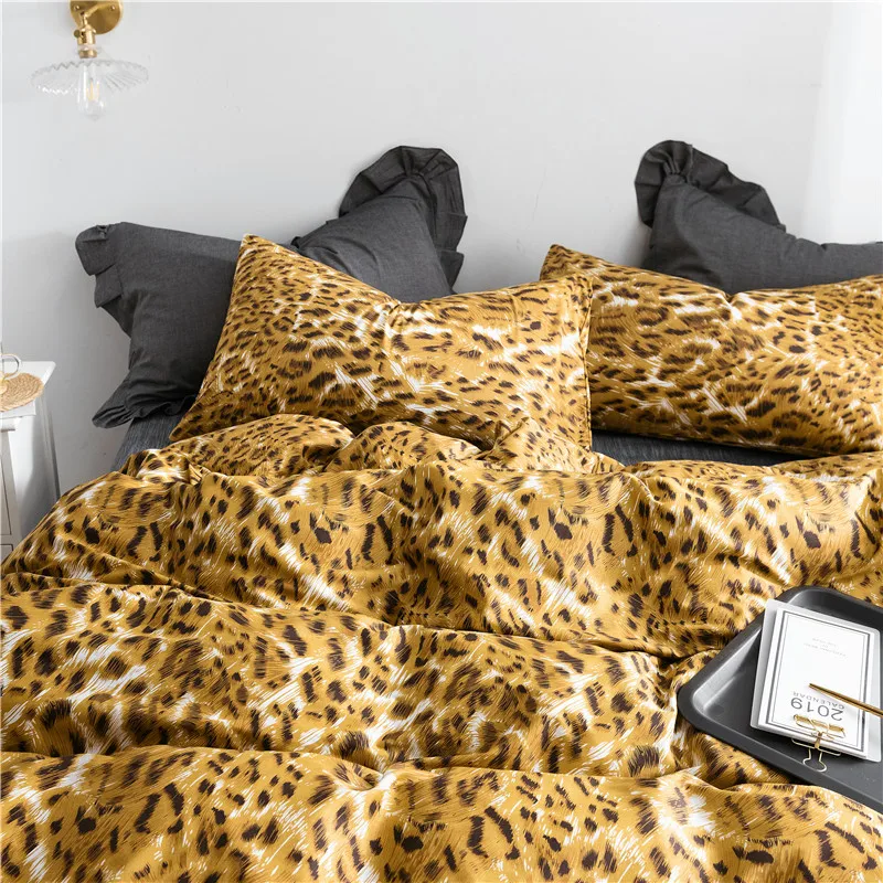 3/4pcs Pure Cotton Bedding Sets Black Leopard Geometric Duvet Cover Set Bed Set Single Queen King Quilt Cover 200*200 No Filling
3/4pcs Pure Cotton Bedding Sets Black Leopard Geometric Duvet Cover Set Bed Set Single Queen King Quilt Cover 200*200 No Filling
