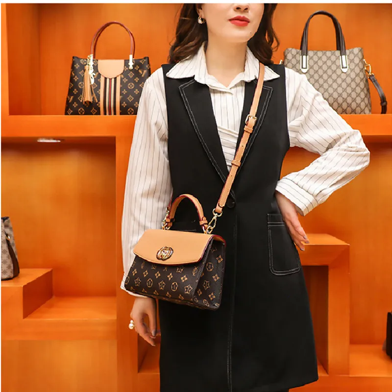 Genuine Leather Women Buckets 2021 New Fashion Vintage Print Larger Capacity Bags Ladies Designer Purse and Handbags Luis Vuiton
Genuine Leather Women Buckets 2021 New Fashion Vintage Print Larger Capacity Bags Ladies Designer Purse and Handbags Luis Vuiton