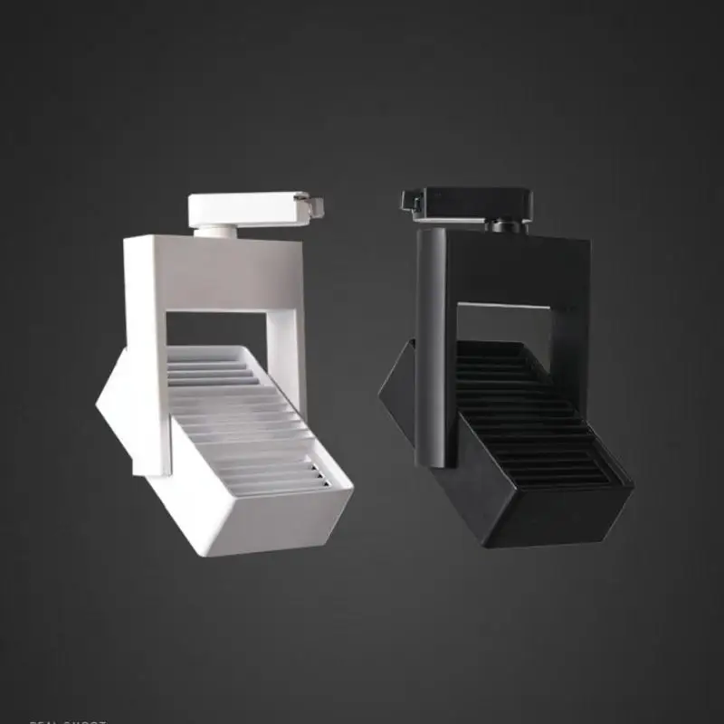 LED Track light Track lighting CREE 20w 30w Clothing Shop Windows Showroom Exhibition Spotlight Ceiling Rail Spot Lamp
LED Track light Track lighting CREE 20w 30w Clothing Shop Windows Showroom Exhibition Spotlight Ceiling Rail Spot Lamp