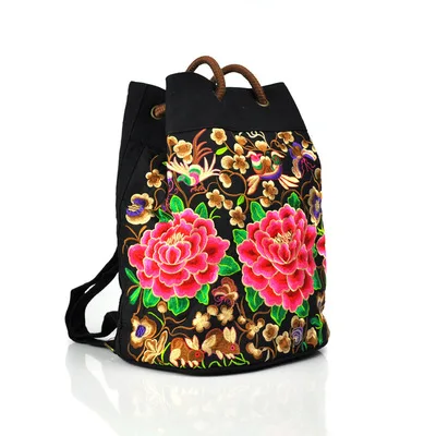 Hot bohemian floral embroidery women shopping backruck!Nice national prints lady casual backrack Top All-match canvas backpacks
Hot bohemian floral embroidery women shopping backruck!Nice national prints lady casual backrack Top All-match canvas backpacks