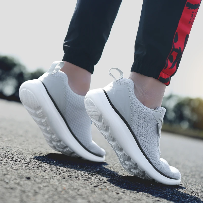 Lightweight Breathable Flats Men Walking Footwear Loafers Male Outdoor Sport New Mens Running Shoes Sneakers Zapatillas Hombre
Lightweight Breathable Flats Men Walking Footwear Loafers Male Outdoor Sport New Mens Running Shoes Sneakers Zapatillas Hombre