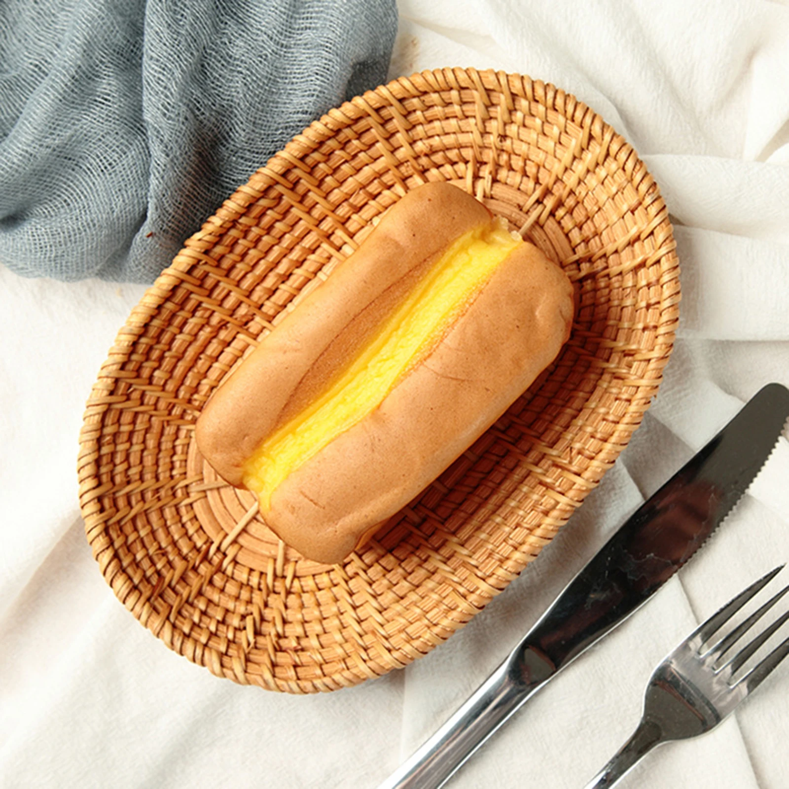 Плетеный поднос из ротанга, удобный магазин, круглая корзина ручной работы, поднос из ротанга для продуктов, для хранения фруктов SCVD889
Плетеный поднос из ротанга, удобный магазин, круглая корзина ручной работы, поднос из ротанга для продуктов, для хранения фруктов SCVD889