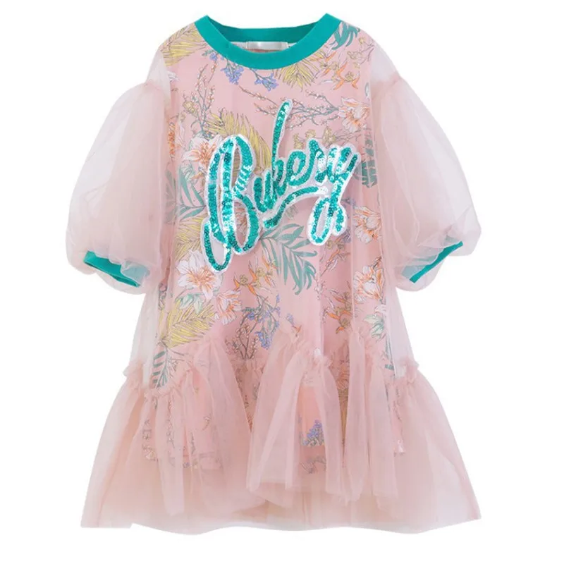 2020 summer new girl cartoon short-sleeved dress little girl round neck cartoon letter mesh sleeve cotton short-sleeved dress
2020 summer new girl cartoon short-sleeved dress little girl round neck cartoon letter mesh sleeve cotton short-sleeved dress