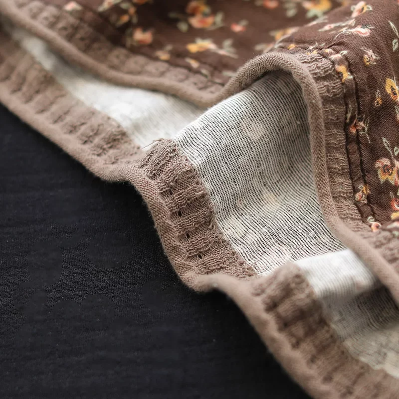 2021 Spring Autumn Floral T-shirt Retro Women Loose Cotton Linen Tops V-Neck Print Pocket Female Mori girls Vintage Tshirt
2021 Spring Autumn Floral T-shirt Retro Women Loose Cotton Linen Tops V-Neck Print Pocket Female Mori girls Vintage Tshirt