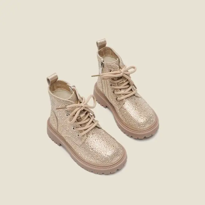 Shiny Rhinestone Girls Martin Boots 2021 New Designed Children Short Anti-skid Soft Soled Princess Girl Trend Fashion1-12Y Shoes
Shiny Rhinestone Girls Martin Boots 2021 New Designed Children Short Anti-skid Soft Soled Princess Girl Trend Fashion1-12Y Shoes