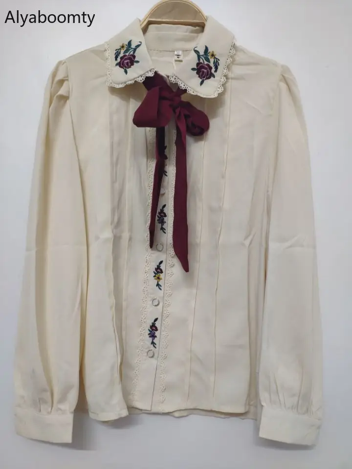 Korean Chic Spring Autumn Women Gorgeous Blouse Turn-Down Collar Floral Embroidery Chiffon Blusas Vintage Elegant Bow Lady Shirt
Korean Chic Spring Autumn Women Gorgeous Blouse Turn-Down Collar Floral Embroidery Chiffon Blusas Vintage Elegant Bow Lady Shirt