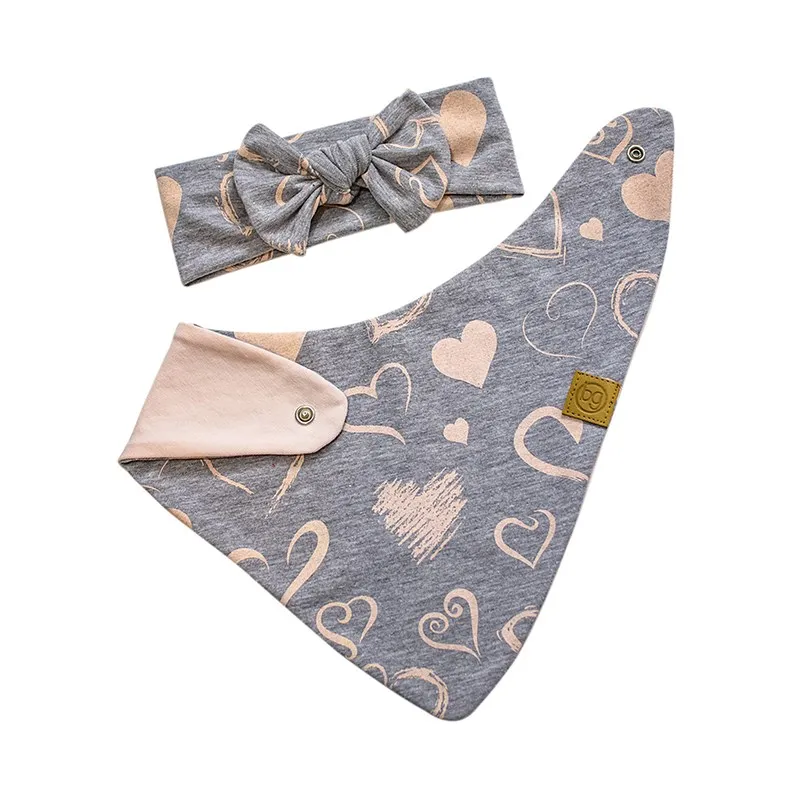 Babygiz female child gray color powder heart pattern double layer Autumn Winter Spring cotton bandana scarf boyunluk
Babygiz female child gray color powder heart pattern double layer Autumn Winter Spring cotton bandana scarf boyunluk