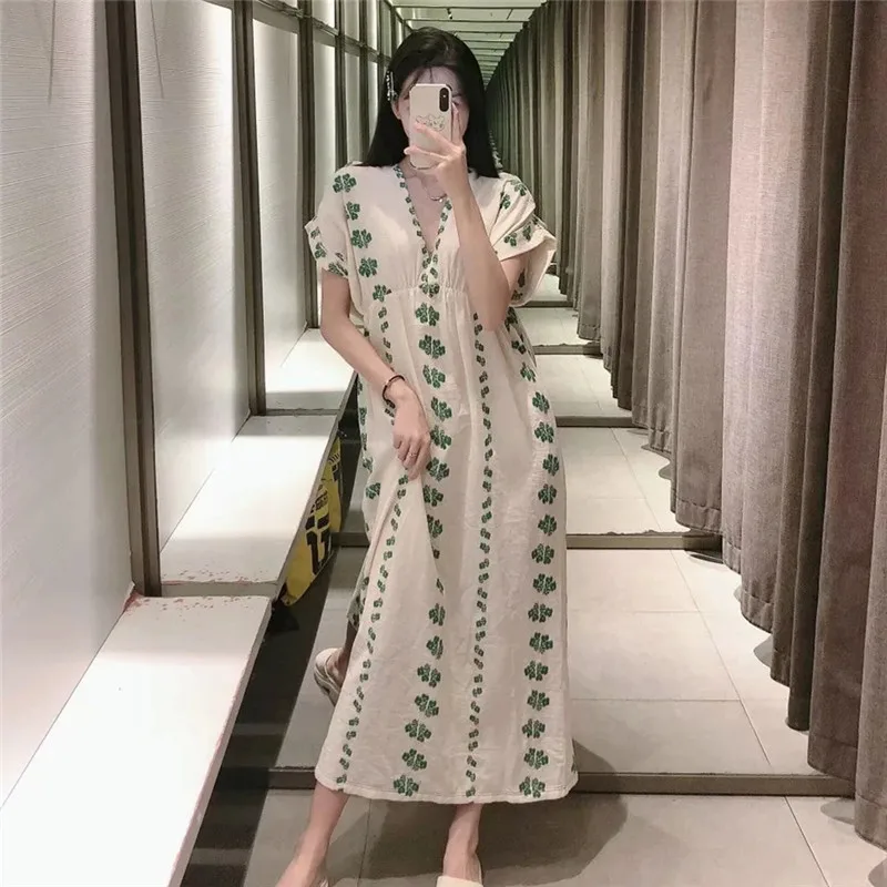 TRAF Za Cut Out Dress Woman 2021 Floral Summer Long Dress Women Vintage Embroidered Short Sleeve Midi Boho Casual Dresses
TRAF Za Cut Out Dress Woman 2021 Floral Summer Long Dress Women Vintage Embroidered Short Sleeve Midi Boho Casual Dresses