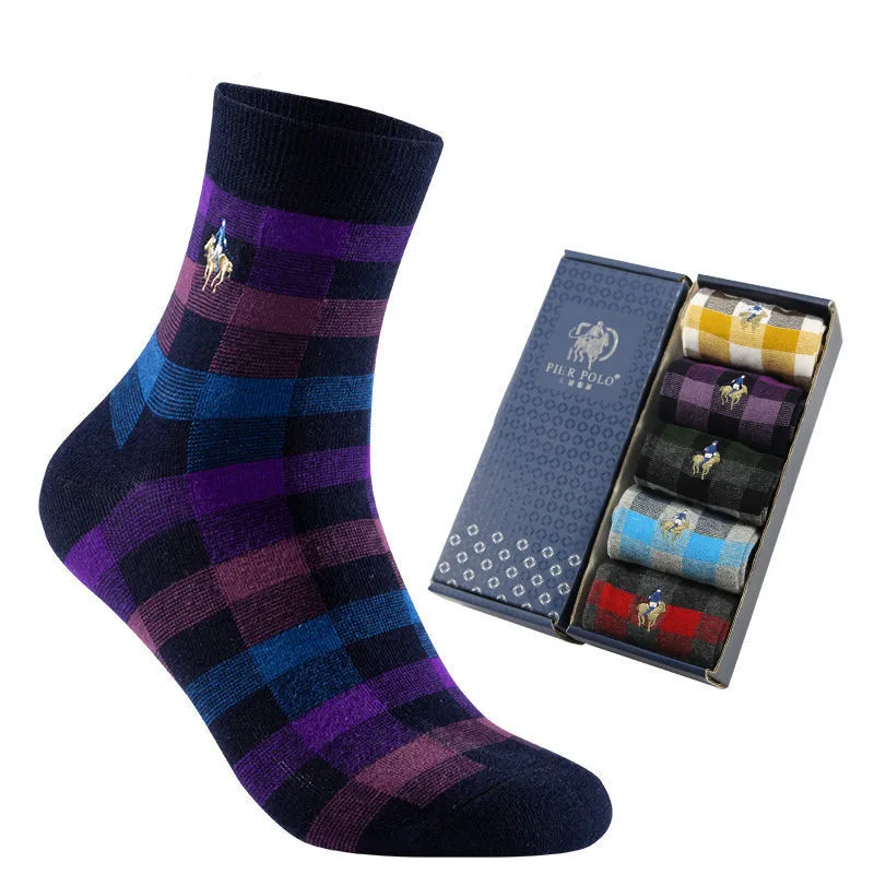 5 Pairs Strip Fashion Autumn Winter New Men Socks Men's British Style Combed Cotton Mid-tube Male Socks
5 Pairs Strip Fashion Autumn Winter New Men Socks Men's British Style Combed Cotton Mid-tube Male Socks