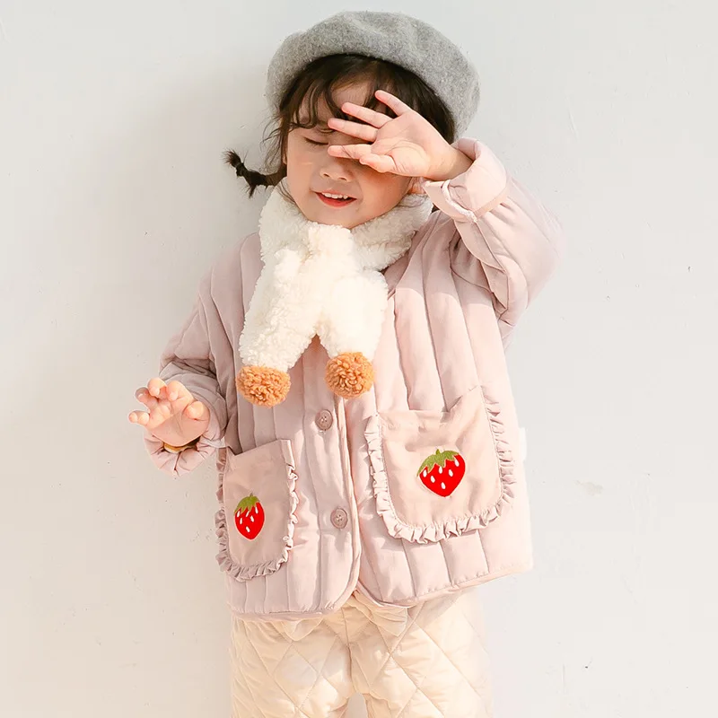 Toddler Girls Winter Jackets 2020 New Thicken Kids Cotton Coats Korean Cute Strawberry Pocket Warm Jacket for Girl Baby Outwear
Toddler Girls Winter Jackets 2020 New Thicken Kids Cotton Coats Korean Cute Strawberry Pocket Warm Jacket for Girl Baby Outwear