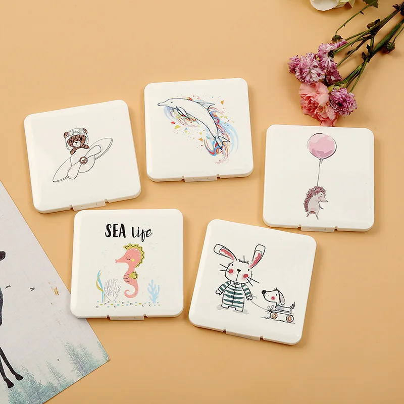 Cute Cartoon Mask Storage Box Portable Mask Packaging Box Dustproof Disposable Masks Storage Case Plastic Mask Storage Folder
Cute Cartoon Mask Storage Box Portable Mask Packaging Box Dustproof Disposable Masks Storage Case Plastic Mask Storage Folder