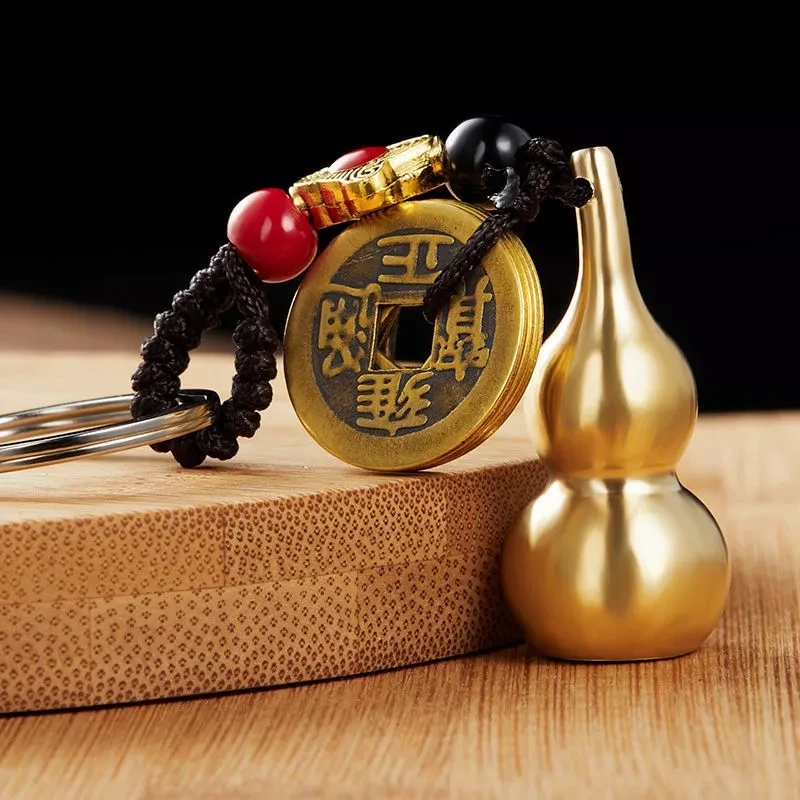 Vintage Brass Money Bag Keychain Fortune Coins Soild Gourd Keychain Lucky Feng Shui Hanging Jewelry Ancient Five Emperors
Vintage Brass Money Bag Keychain Fortune Coins Soild Gourd Keychain Lucky Feng Shui Hanging Jewelry Ancient Five Emperors
