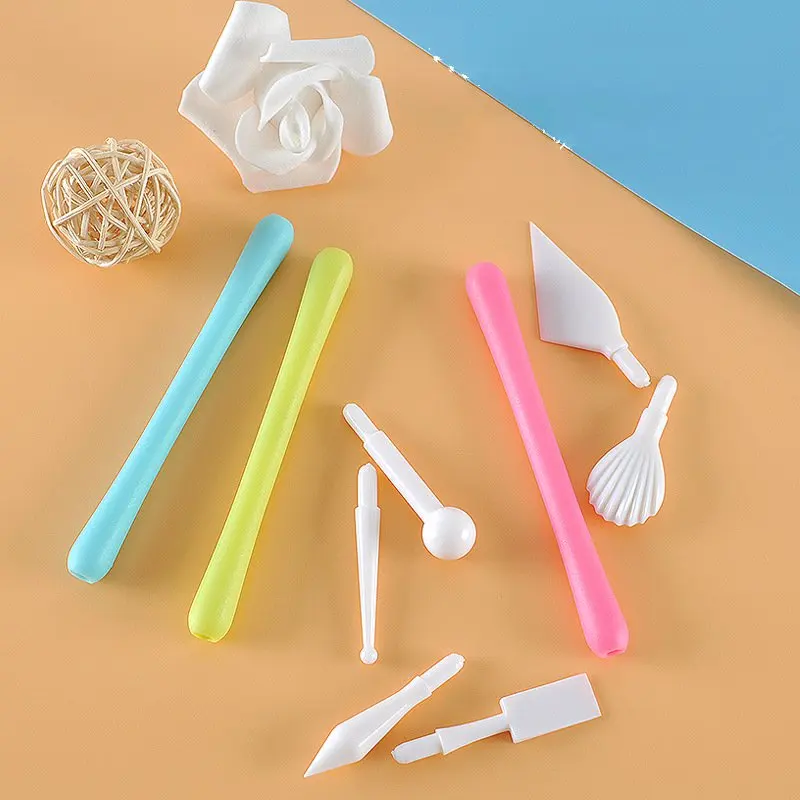 DIY Kitchen Baking Cake Carving Pen, Chocolate Carving Pen Set Plastic Knife Decoration Pen Soft Candy Carving Tool Pen
DIY Kitchen Baking Cake Carving Pen, Chocolate Carving Pen Set Plastic Knife Decoration Pen Soft Candy Carving Tool Pen