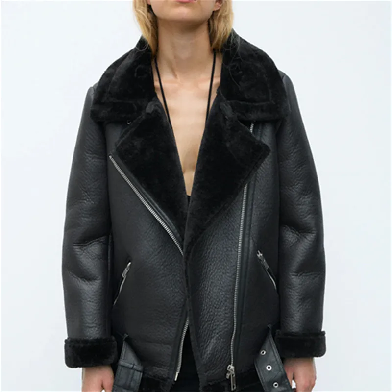 PB&ZAwomen's 2021 winter new fashion large lapel double-sided locomotive fur one-piece thickened jacket
PB&ZAwomen's 2021 winter new fashion large lapel double-sided locomotive fur one-piece thickened jacket
