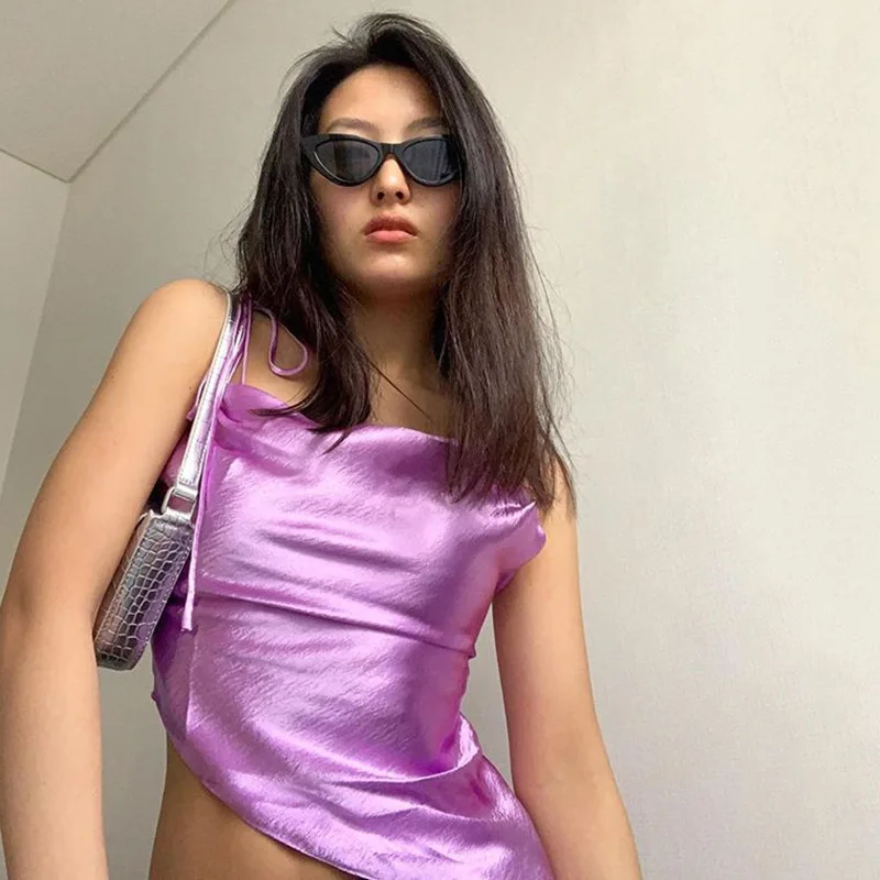 Гладкий глянцевый топ на бретельках для девушек, клубов, DJ, для бара, для сцены 
Гладкий глянцевый топ на бретельках для девушек, клубов, DJ, для бара, для сцены