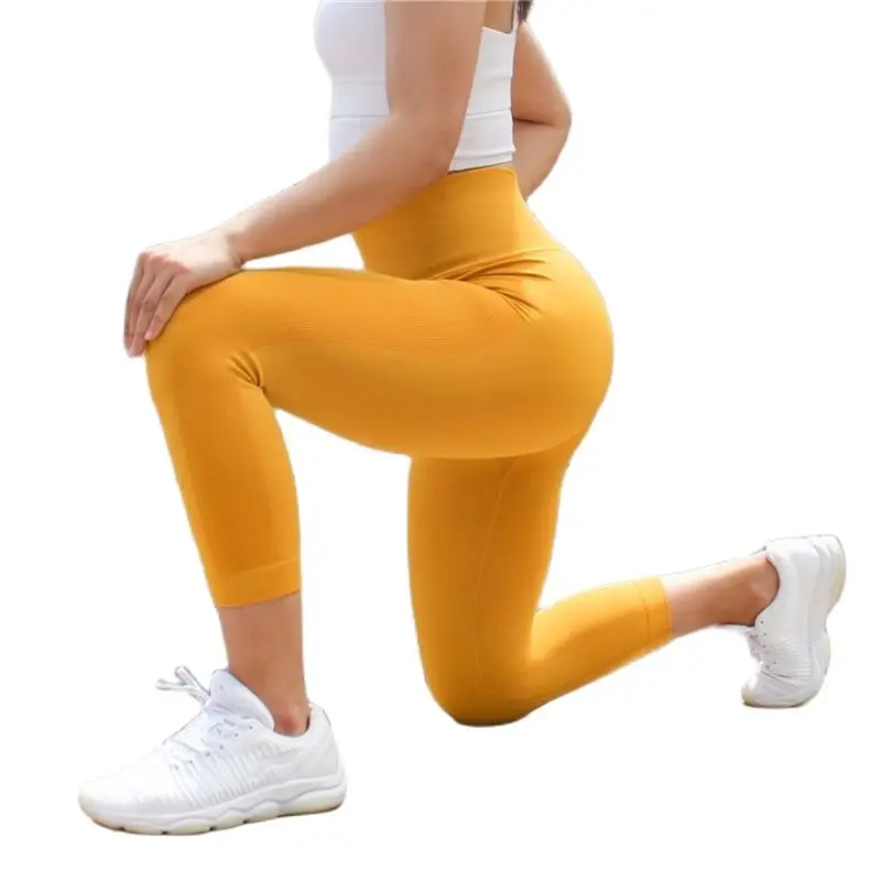 European And American Seven-Point Yoga Pants High Waist Tight-Fitting Hip-Lifting Solid Color Outdoor Running Sports Pants Fitne
European And American Seven-Point Yoga Pants High Waist Tight-Fitting Hip-Lifting Solid Color Outdoor Running Sports Pants Fitne