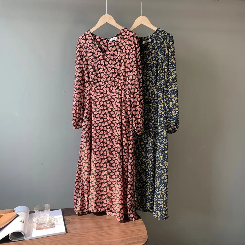 Sherhure 2020 Flower Print V-Neck Long Sleeve Boho Loose Style Women Vintage Midi Length Dress Elegant Vestidos
Sherhure 2020 Flower Print V-Neck Long Sleeve Boho Loose Style Women Vintage Midi Length Dress Elegant Vestidos