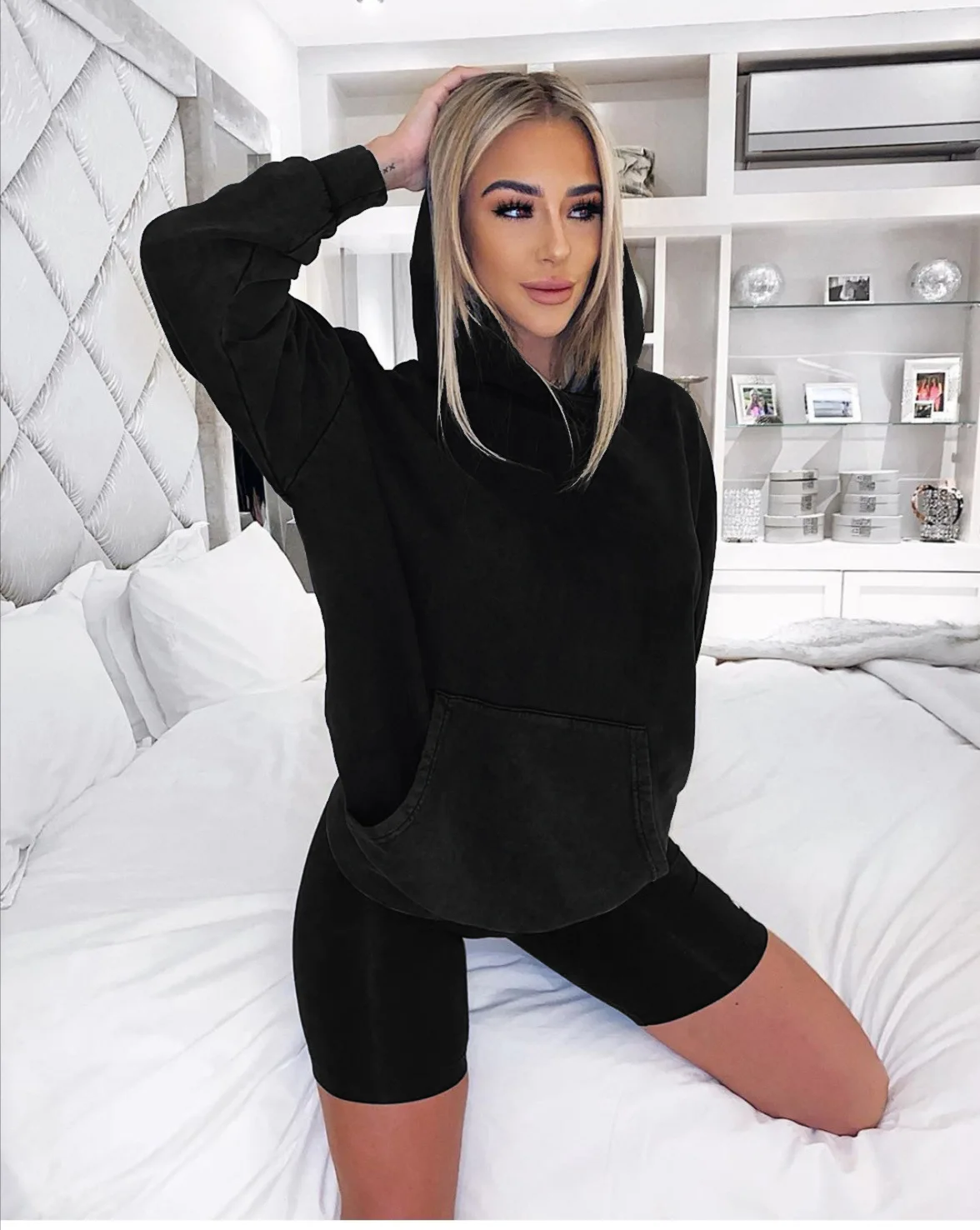 Casual Fashion Solid Two Pieces Pants Sets Hooded Collar Long Sleeves Sweatshirt Skinny Short Pants 2021 Newest Spring Summer
Casual Fashion Solid Two Pieces Pants Sets Hooded Collar Long Sleeves Sweatshirt Skinny Short Pants 2021 Newest Spring Summer