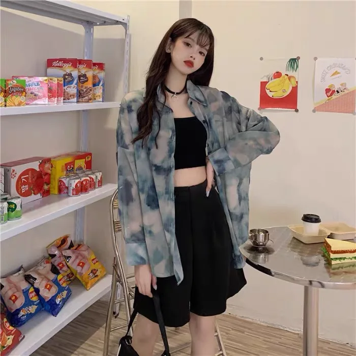 2021 new casual shirt women's tie dye spring and autumn wear loose and thin summer sunscreen clothes
2021 new casual shirt women's tie dye spring and autumn wear loose and thin summer sunscreen clothes