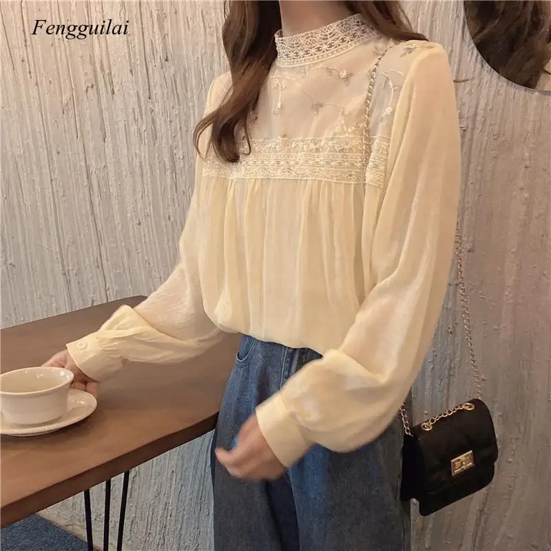 Flower Embroidery Lace Collar Shirt Puff Sleeve Sweet Cute for Grils Summer Spring Shirt Top 
Flower Embroidery Lace Collar Shirt Puff Sleeve Sweet Cute for Grils Summer Spring Shirt Top