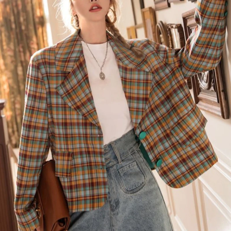 Retro British Green Plaid Blazer Loose College Girl Style Short Handsome Blazer Oversize Women Coat Casual Long Sleeve Blazer 
Retro British Green Plaid Blazer Loose College Girl Style Short Handsome Blazer Oversize Women Coat Casual Long Sleeve Blazer