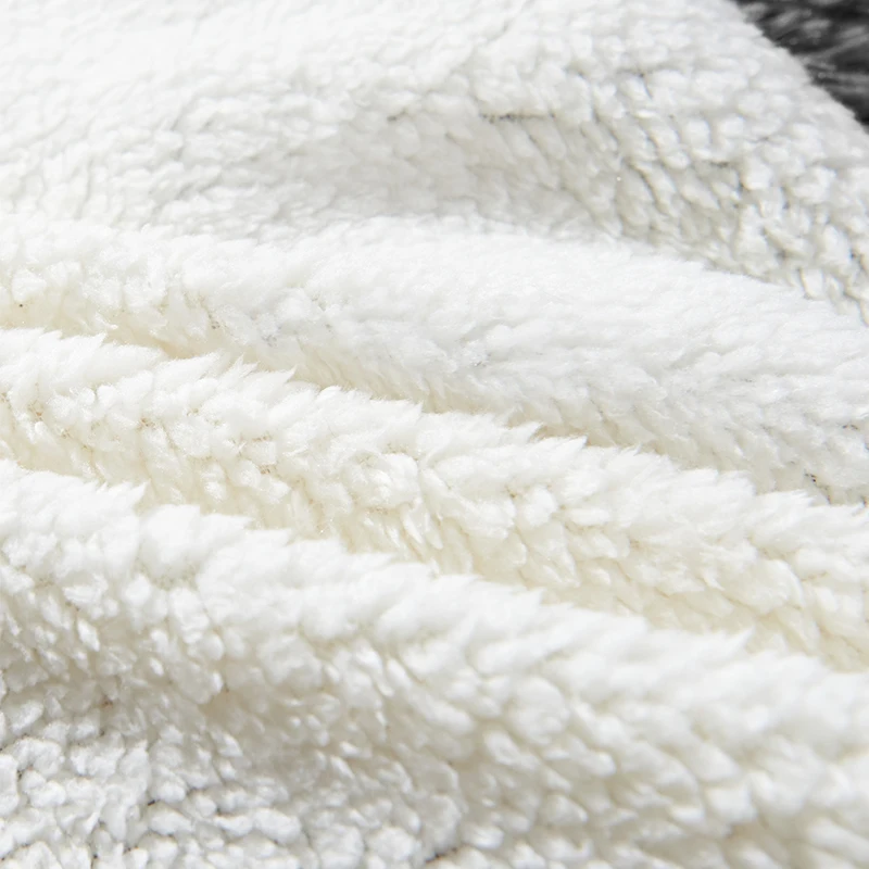 Gray Fleece Fur Throw Blanket Full Queen King size Kids Adults Bed cover set Velvet Bed Sheet Bedspread jete de lit 
Gray Fleece Fur Throw Blanket Full Queen King size Kids Adults Bed cover set Velvet Bed Sheet Bedspread jete de lit
