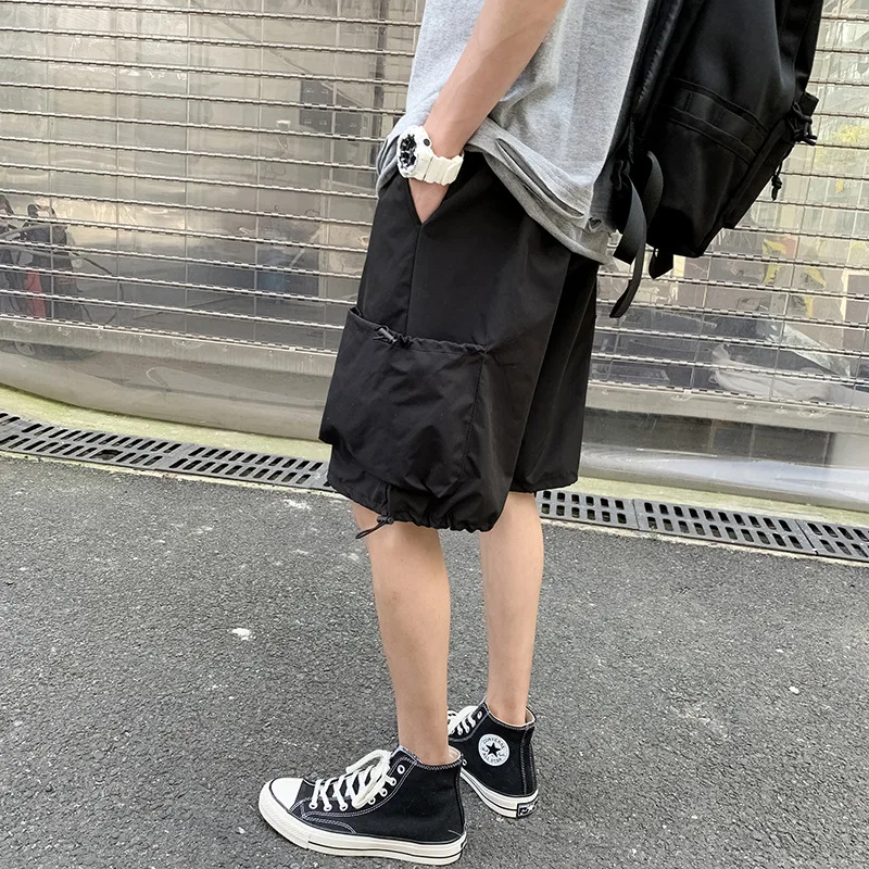 New Shorts Men's Summer Thin Section Korean Version of The Trend Loose Overalls Casual Drawstring Five-point Pants Streetwear
New Shorts Men's Summer Thin Section Korean Version of The Trend Loose Overalls Casual Drawstring Five-point Pants Streetwear