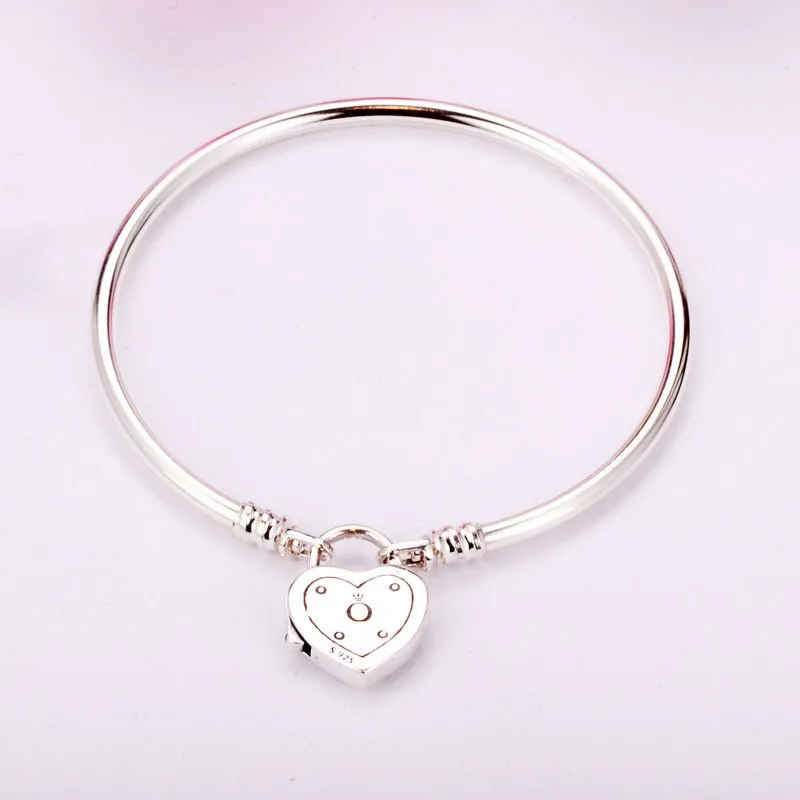 Original 925 Sterling Silver Pan Bracelet Heart Shaped Crystal Cz Chain Pan Bracelet Fit European Charm Bracelets Women Jewelry
Original 925 Sterling Silver Pan Bracelet Heart Shaped Crystal Cz Chain Pan Bracelet Fit European Charm Bracelets Women Jewelry