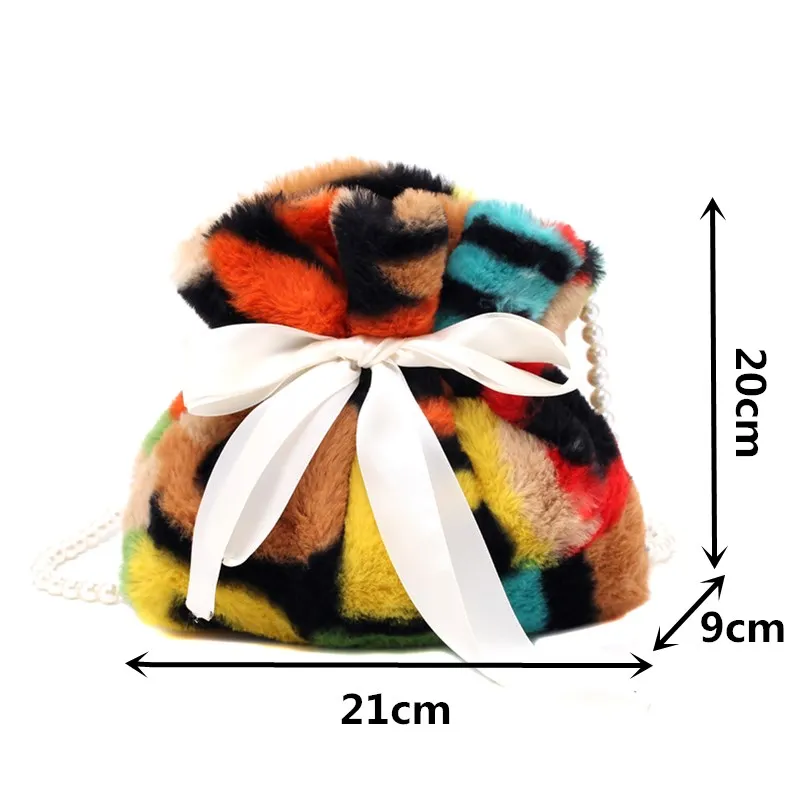 Fashion Women Warm Plush Messenger Bag Hit Color Soft Fur Clutch Shoulder Bags Female Small Pearl Chain Crossbody Handbag Purse
Fashion Women Warm Plush Messenger Bag Hit Color Soft Fur Clutch Shoulder Bags Female Small Pearl Chain Crossbody Handbag Purse
