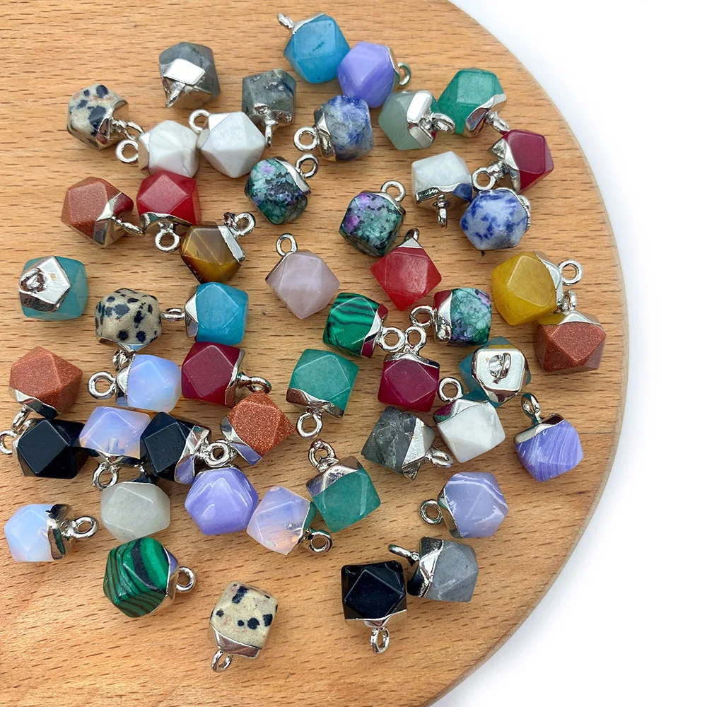 5pcs/pack Polygon Section Shape Charms Amethyst Crystal Natural Stone DIY for Making Necklace Earrings 8x11mm Size 19 Colors
5pcs/pack Polygon Section Shape Charms Amethyst Crystal Natural Stone DIY for Making Necklace Earrings 8x11mm Size 19 Colors