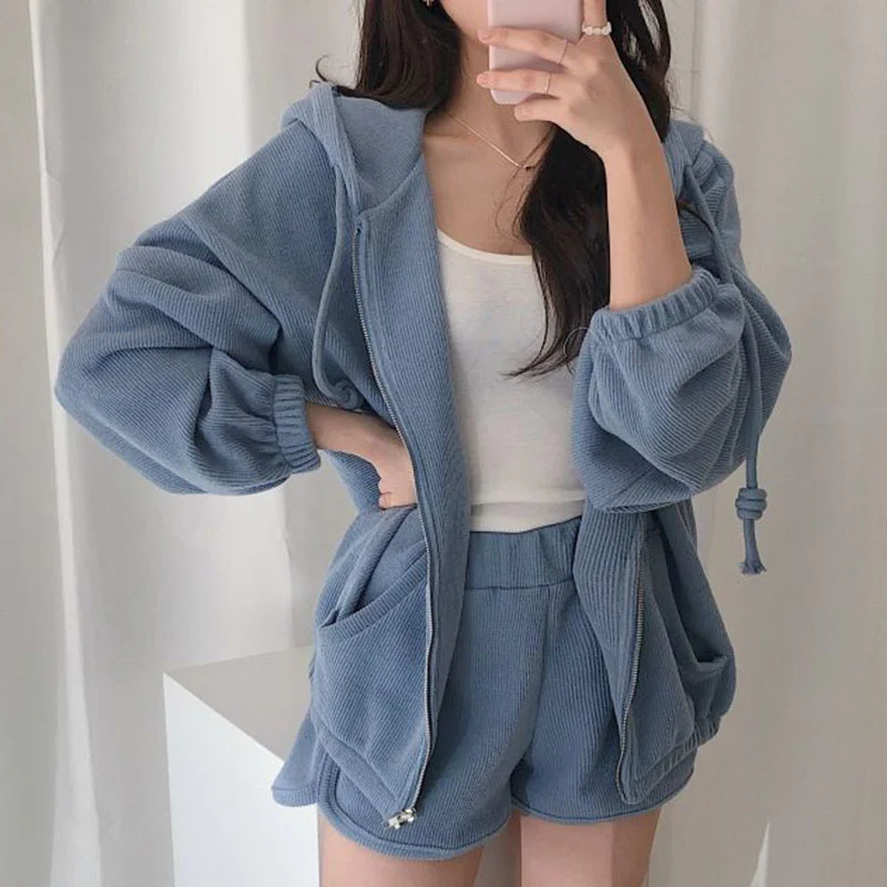 Korean Chic Autumn Hoodies Hooded Bubble Sleeve Zipper Sweater And Casual High Waist Shorts Two Piece Women's Set
Korean Chic Autumn Hoodies Hooded Bubble Sleeve Zipper Sweater And Casual High Waist Shorts Two Piece Women's Set