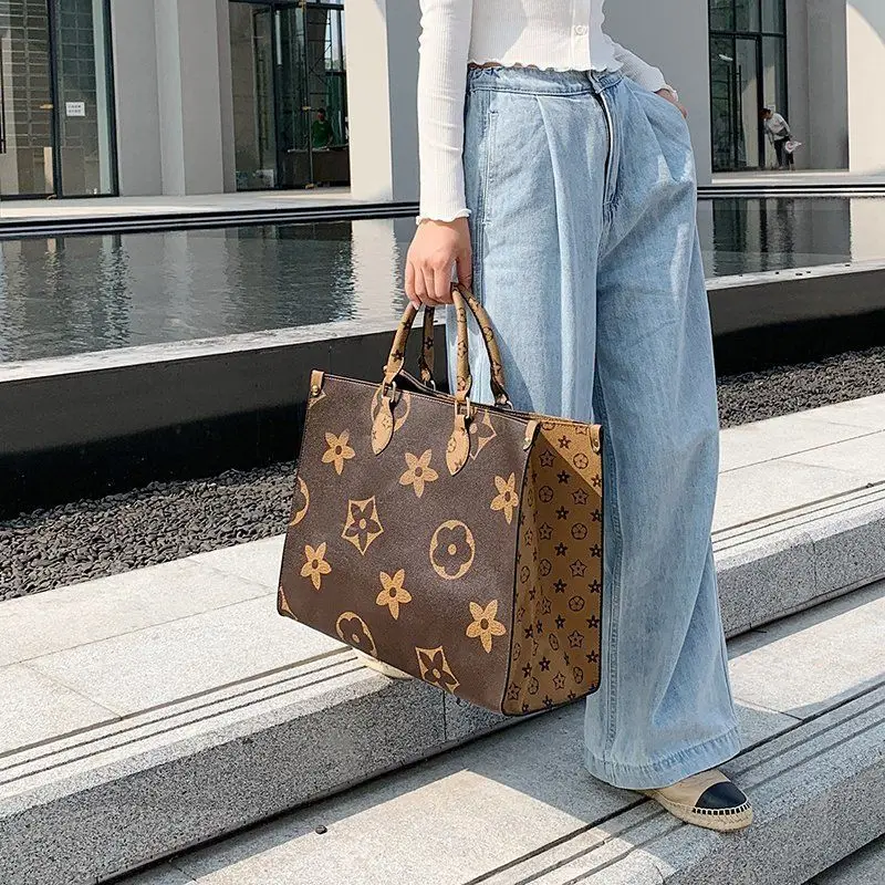 Branded Women's Shoulder Bags 2020 Thick Chain Quilted Shoulder Purses And Handbag Women Clutch Bags Ladies Hand Bag
Branded Women's Shoulder Bags 2020 Thick Chain Quilted Shoulder Purses And Handbag Women Clutch Bags Ladies Hand Bag