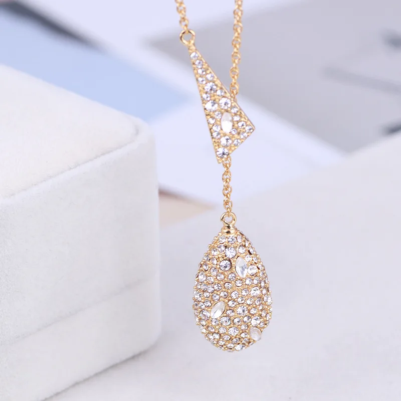 New European and American jewelry fashion geometric drop ball pendant slideable, elegant, ladies necklace
New European and American jewelry fashion geometric drop ball pendant slideable, elegant, ladies necklace