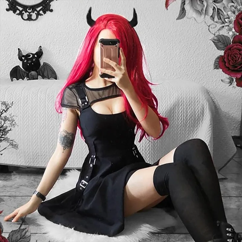 Punk Style Women's Dark Mesh Mesh Breathable Stitching Dress Summer Perspective Halter Short Skirt
Punk Style Women's Dark Mesh Mesh Breathable Stitching Dress Summer Perspective Halter Short Skirt