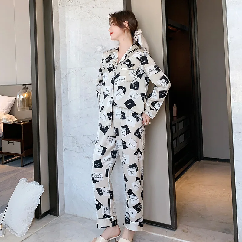 Faux Silk Satin Couple Pajamas Set Sleepwear Print Women Trouser Suits Spring Summer Lovers Pijamas Suit Loose Top & Bottoms Pjs
Faux Silk Satin Couple Pajamas Set Sleepwear Print Women Trouser Suits Spring Summer Lovers Pijamas Suit Loose Top & Bottoms Pjs