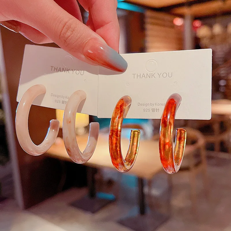 Women Earrings Korean Acrylic Simple Circle Personality Temperament Earrings 2021 Fashion Trend Female Jewelry
Women Earrings Korean Acrylic Simple Circle Personality Temperament Earrings 2021 Fashion Trend Female Jewelry