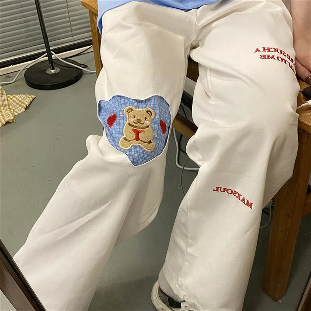 Kawaii Oversize Hollowed Out Pants Autumn Cargo Trousers Wide Leg Pants Streetwear Workout Harajuku Embroidery Bear Pants
Kawaii Oversize Hollowed Out Pants Autumn Cargo Trousers Wide Leg Pants Streetwear Workout Harajuku Embroidery Bear Pants
