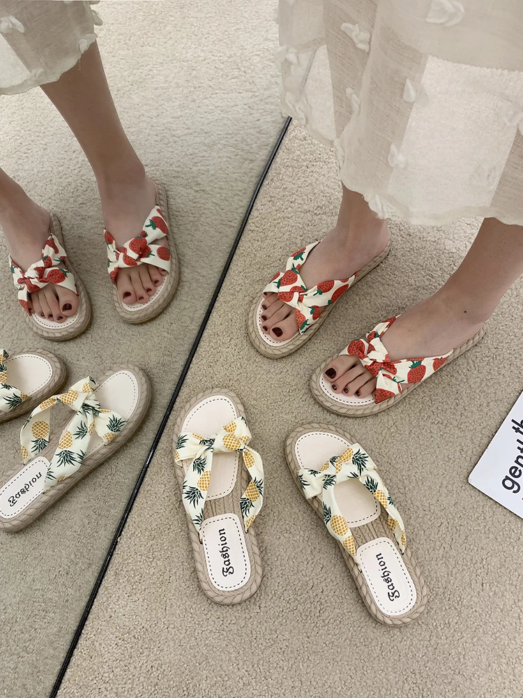 Shoes Women Slippers Casual Pantofle Shale Female Beach Low Slides Butterfly-Knot Soft Luxury 2021 Sabot Flat Fabric PU Fashion
Shoes Women Slippers Casual Pantofle Shale Female Beach Low Slides Butterfly-Knot Soft Luxury 2021 Sabot Flat Fabric PU Fashion