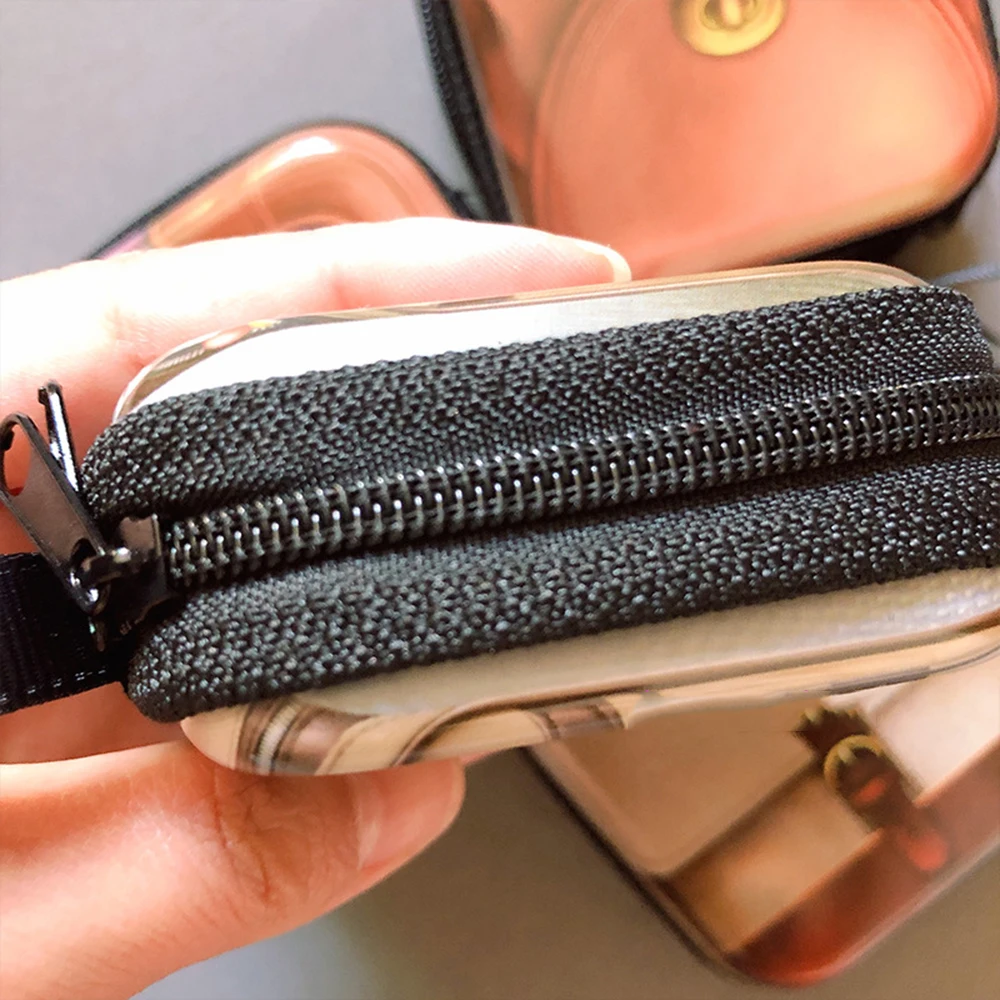 2021 Fashion Shape Retro Bag Creative Tinplate Coin Purse Storage Headset Purse Girls Zipper Buckle Shoulder Bag
2021 Fashion Shape Retro Bag Creative Tinplate Coin Purse Storage Headset Purse Girls Zipper Buckle Shoulder Bag