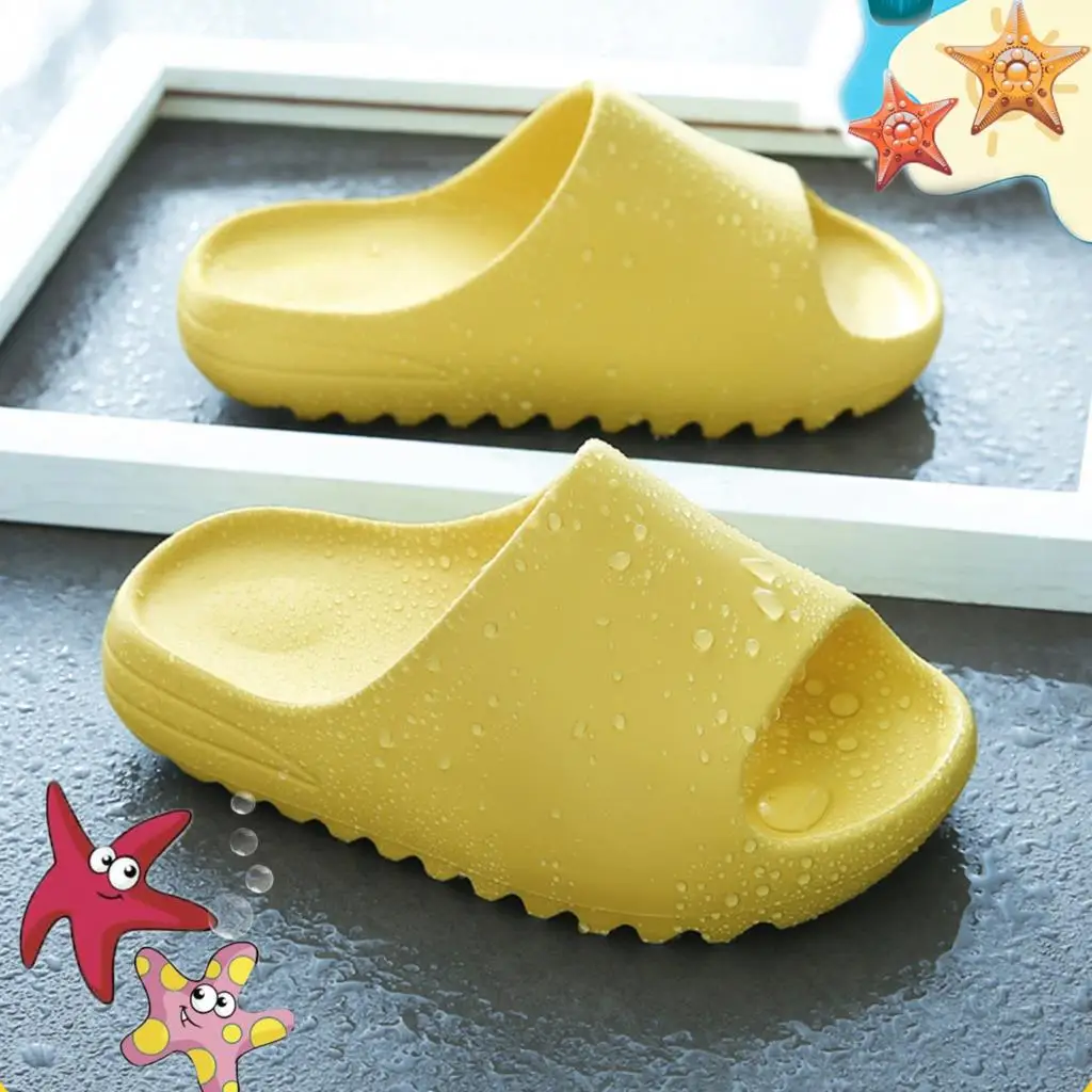 Slippers For Boy Girl Home Shoes Summer Slides Flip Flops Soft Bottom Baby Indoor Slippers Beach Love Kids Shoes Family Style 
Slippers For Boy Girl Home Shoes Summer Slides Flip Flops Soft Bottom Baby Indoor Slippers Beach Love Kids Shoes Family Style