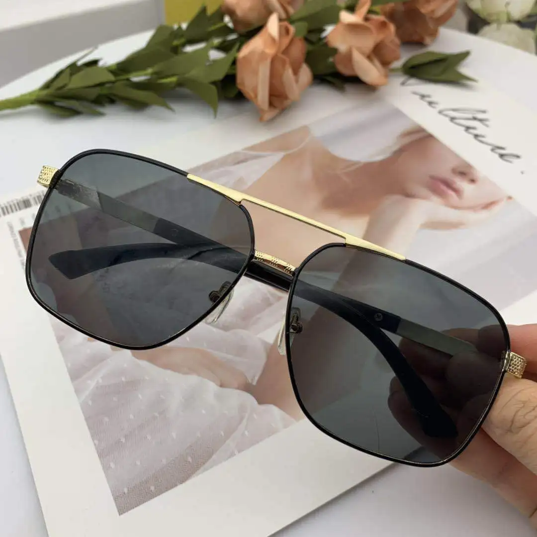New square double beams men's sunglasses fashion luxury designer sunglasses vintage big frame glasses gafas de sol mujer
New square double beams men's sunglasses fashion luxury designer sunglasses vintage big frame glasses gafas de sol mujer