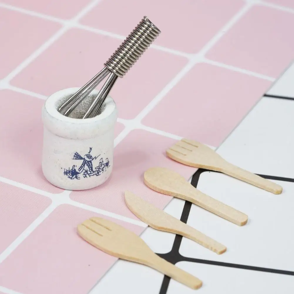 Simulation Metal Whisk Wood Knife And Fork Model Toy Accessories Set Play Mini Kitchen Toy House Dollhouse 1:12 Children A7S9 
Simulation Metal Whisk Wood Knife And Fork Model Toy Accessories Set Play Mini Kitchen Toy House Dollhouse 1:12 Children A7S9
