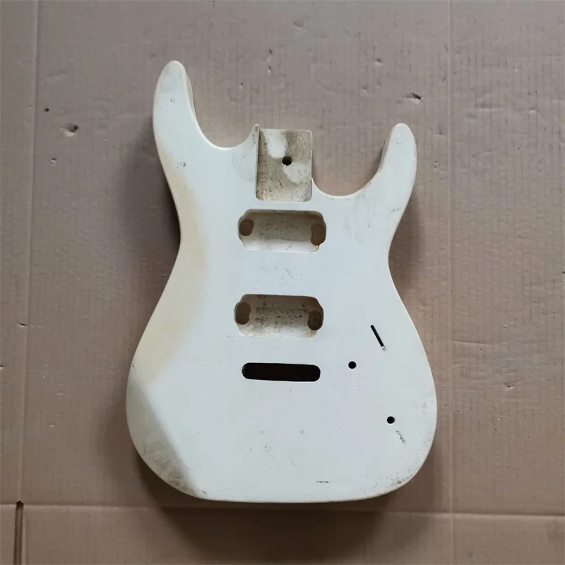 JNTM Electric Guitar Semi-finished Body Unfinished DIY Guitar Part Guitar Body (610)
JNTM Electric Guitar Semi-finished Body Unfinished DIY Guitar Part Guitar Body (610)