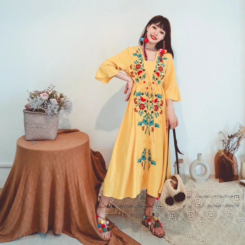 

2021 New Summer Fashion Bohemia Vintage Floral Flare Sleeve Dress Elegant Party Robe Femme Muslim Arabian Oman V-Neck Girl Dress