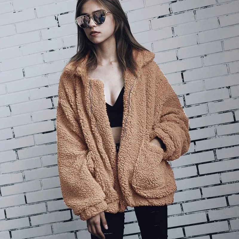 Elegant Faux Fur Coat Women 2019 Autumn Winter Thick Warm Soft Fleece Jacket Pocket Zipper Outerwear Overcoat Bear Teddy Coats
Elegant Faux Fur Coat Women 2019 Autumn Winter Thick Warm Soft Fleece Jacket Pocket Zipper Outerwear Overcoat Bear Teddy Coats