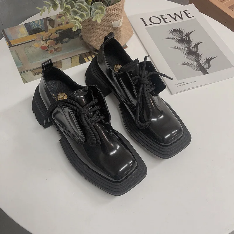 Autumn Women Shoes Girls Platform Heels Woman Brand Shoes Ladies Square Toe Shoes Female Shoes Patent Leather Shoes Soft Oxford
Autumn Women Shoes Girls Platform Heels Woman Brand Shoes Ladies Square Toe Shoes Female Shoes Patent Leather Shoes Soft Oxford